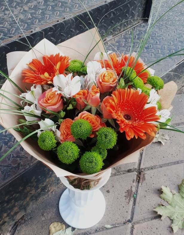 Букет цветов из: Герберы, Хризантемы, Альстромерии и Розы в Железнодорожном Калининградской области