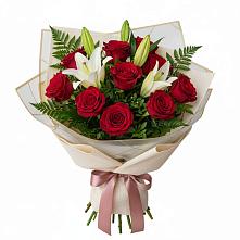 Букет цветов из:  Лилии и Розы в Железнодорожном Калининградской области