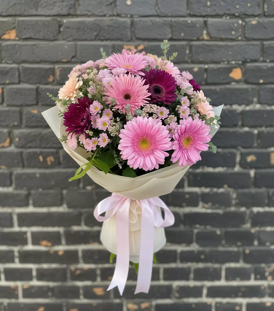 Букет цветов из: Герберы и Хризантемы в Железнодорожном Калининградской области