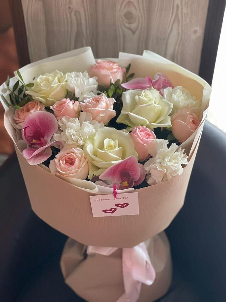 Букет цветов из: Орхидеи, Розы и Гвоздики в Железнодорожном Калининградской области