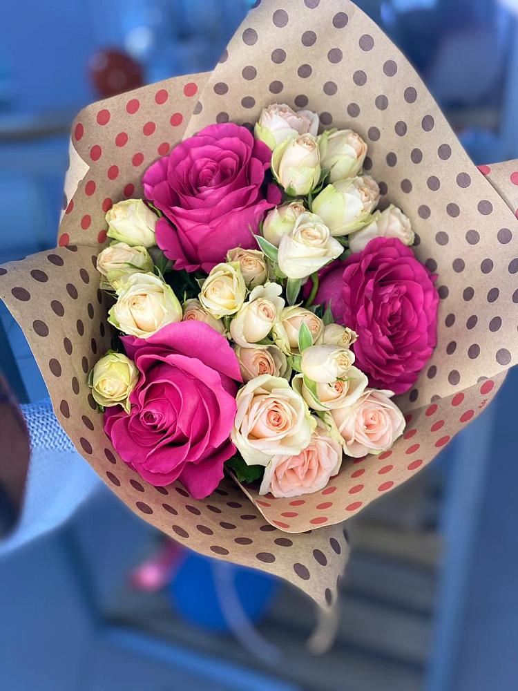 Букет цветов из: Розы в Железнодорожном Калининградской области