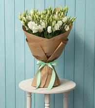 Букет цветов из:  Лизиантусы в Железнодорожном Калининградской области