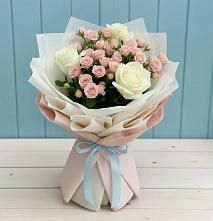 Букет цветов из:  Розы #REPLACE_PRED# Железнодорожном Калининградской области