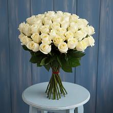 Букет 51 Белая роза Эдлесс Лав в Железнодорожном Калининградской области