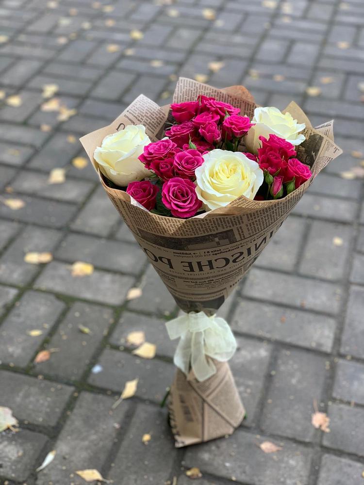 Букет цветов из: Розы в Железнодорожном Калининградской области