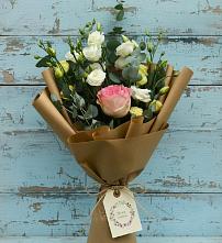 Букет цветов из:  Розы и Лизиантусы в Железнодорожном Калининградской области